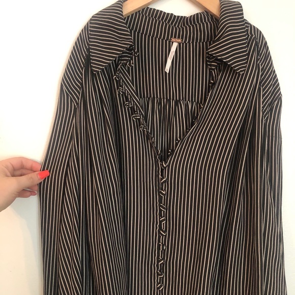 Sold!! NWT! Free People Muse Black Strip Top Size - Picture 4 of 6